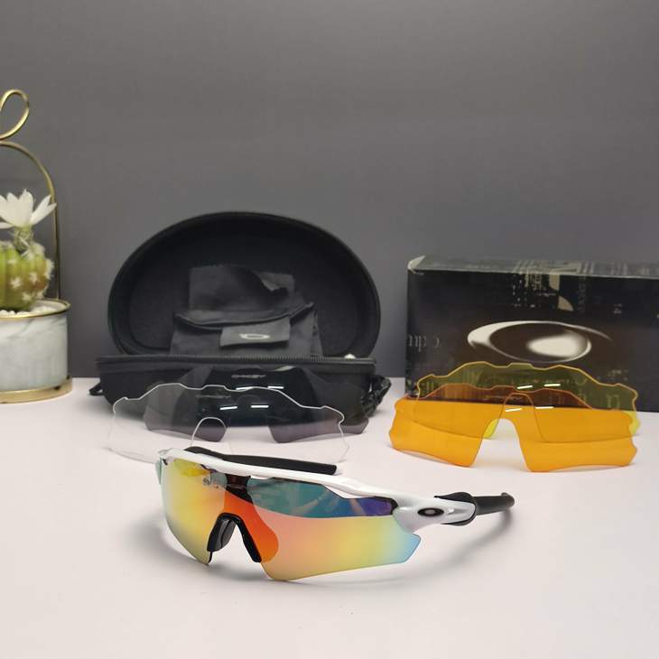 Picture of Oakley Sunglasses _SKUfw66124506fw